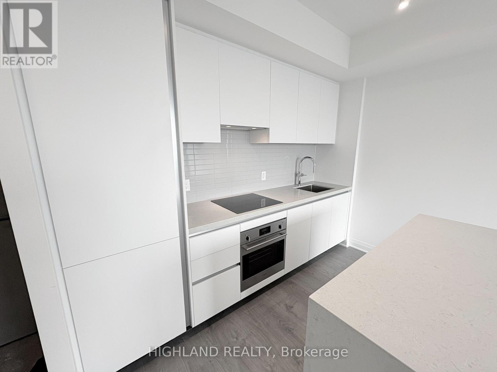 3303 - 4015 The Exchange, Mississauga, Ontario  L5B 0N9 - Photo 5 - W12549154