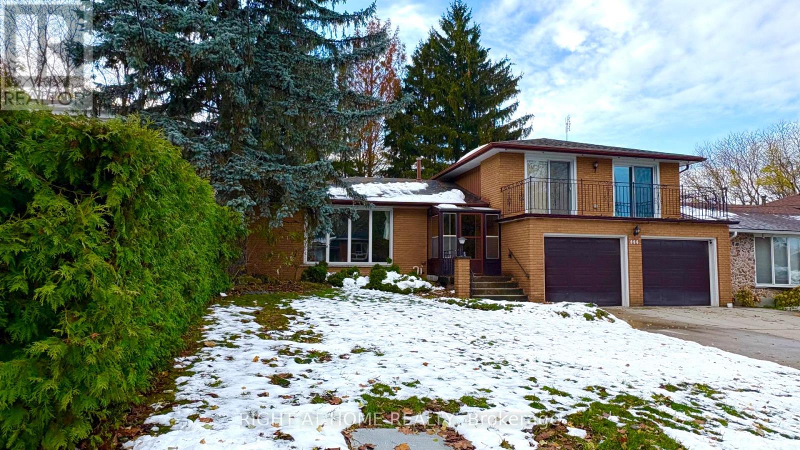 444 Quigley Road, Hamilton, Ontario L8K 5N3 - Photo 2 - X12549146