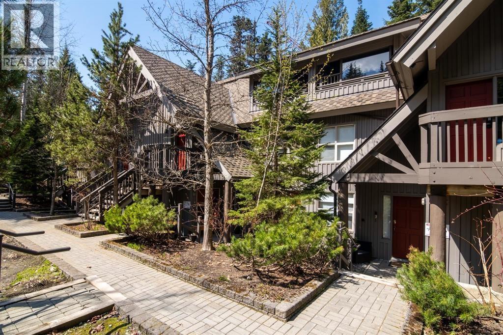 3 4890 Painted Cliff Road, Whistler, British Columbia  V8E 1C9 - Photo 1 - R3067442