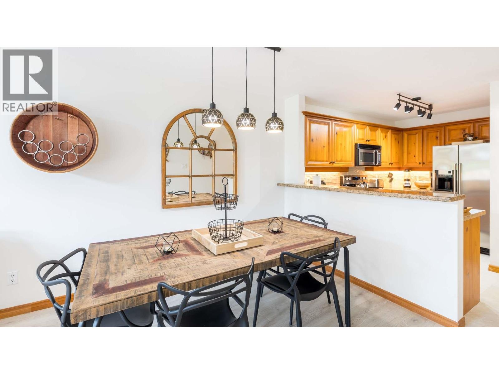 3 4890 Painted Cliff Road, Whistler, British Columbia  V8E 1C9 - Photo 8 - R3067442