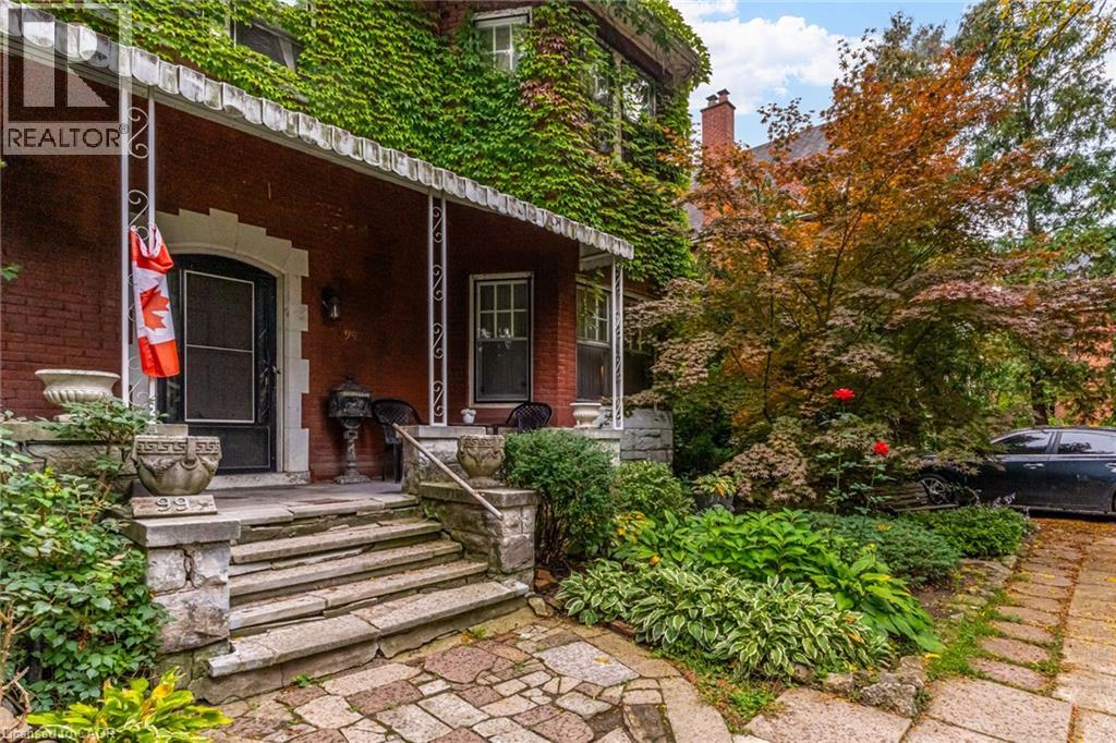 99 Blake Street, Hamilton, Ontario L8M 2S7 - Photo 3 - 40775434