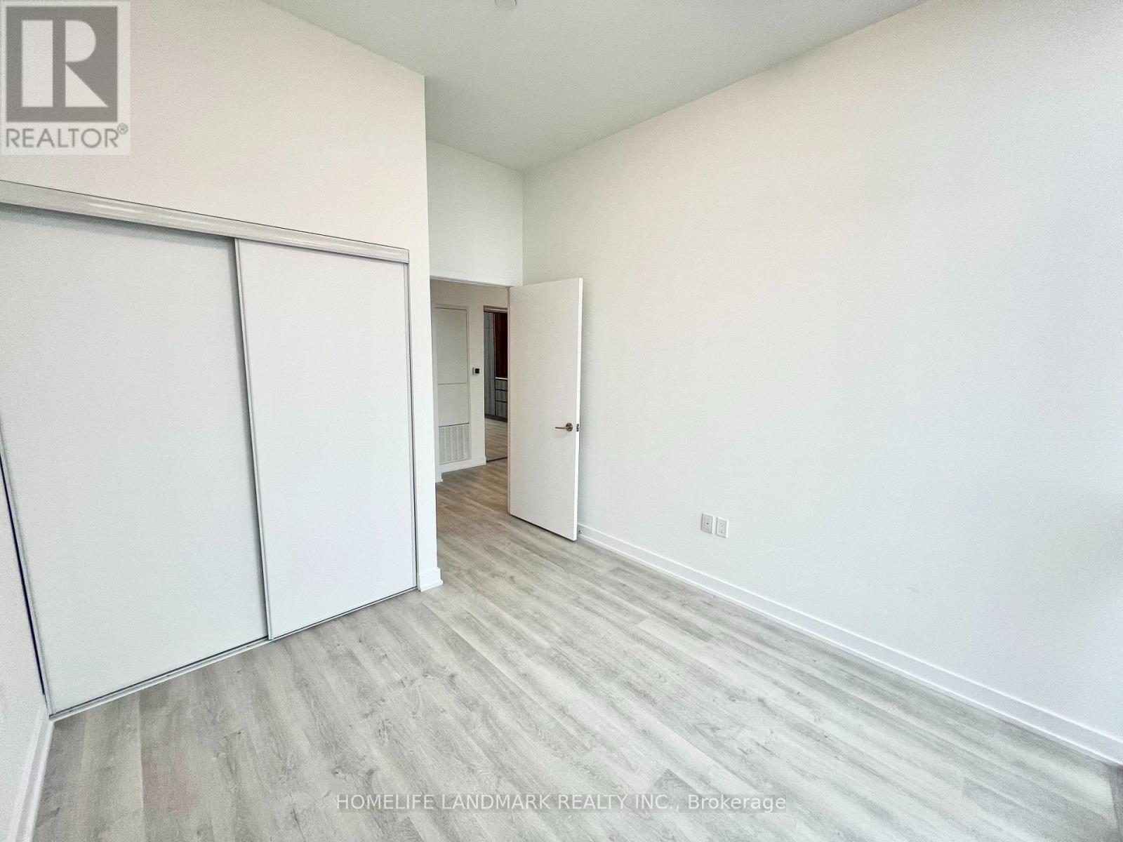 2012 - 15 Richardson Street, Toronto, Ontario M5A 0Y5 - Photo 18 - C12527418