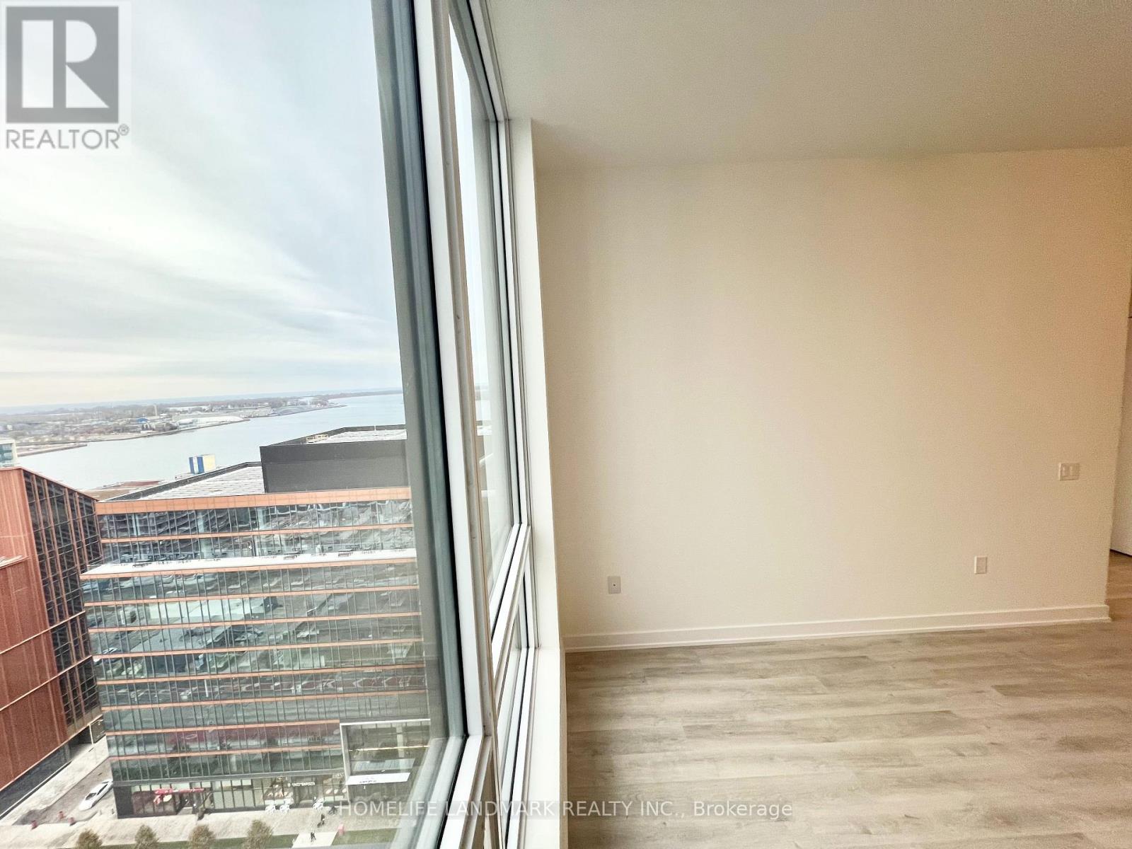 2012 - 15 Richardson Street, Toronto, Ontario M5A 0Y5 - Photo 6 - C12527418