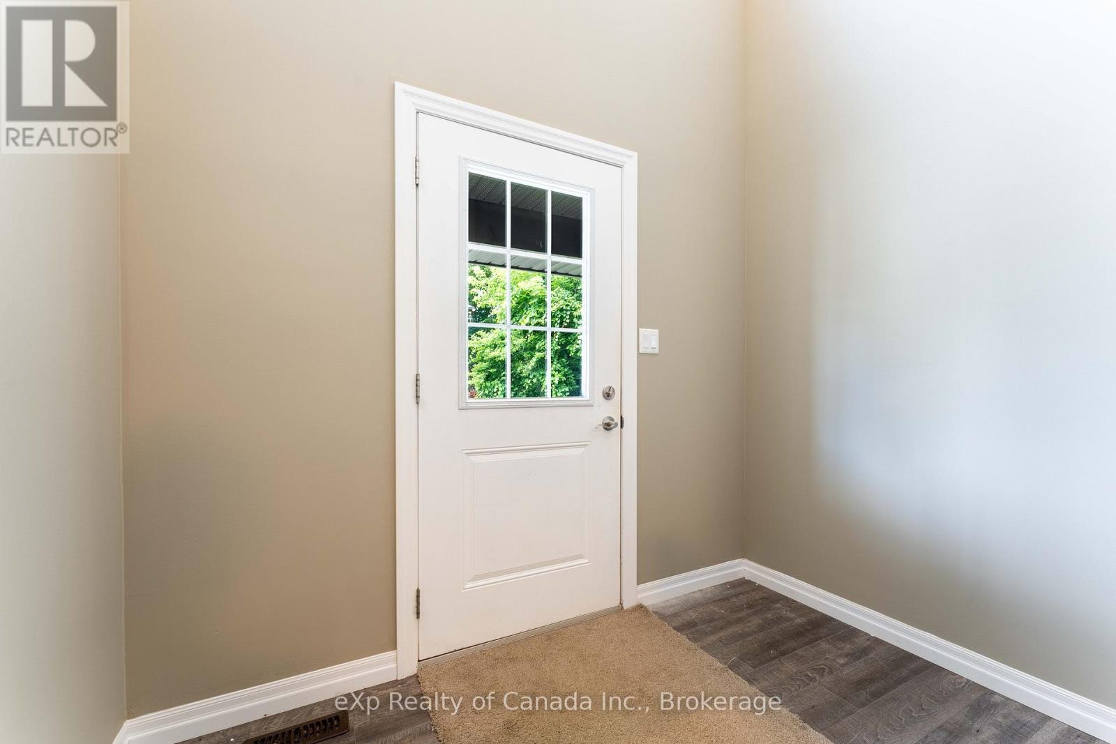 8 - 343 HURON STREET, Woodstock, Ontario