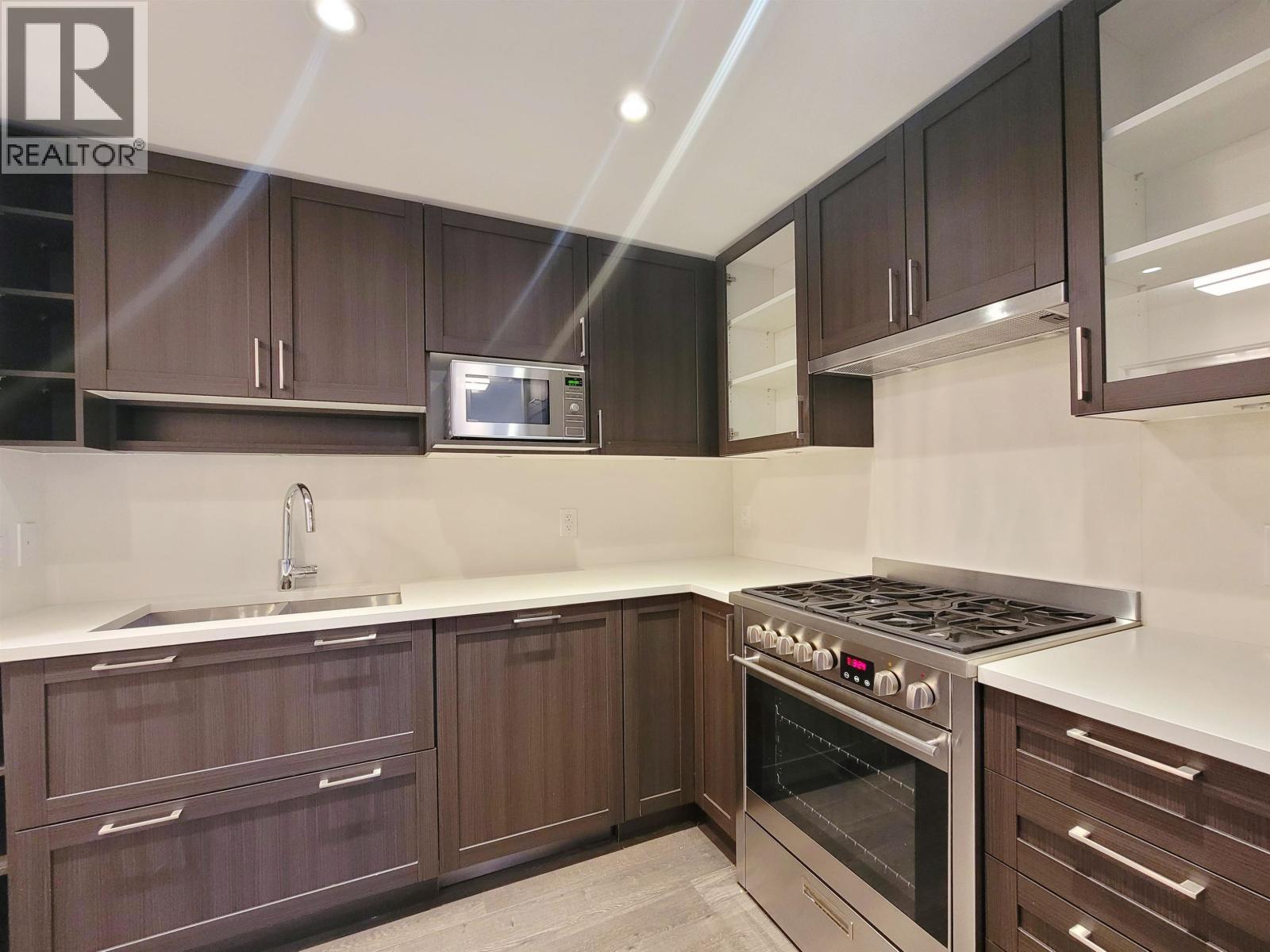 106 5515 Boundary Road, Vancouver, British Columbia  V5R 0E3 - Photo 3 - R3064461