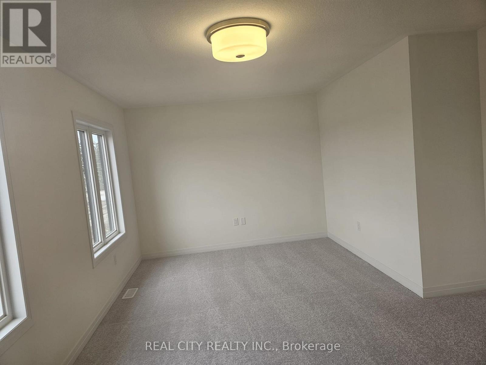 37 George Brier Drive W, Brant, Ontario N3L 0L1 - Photo 15 - X12498546