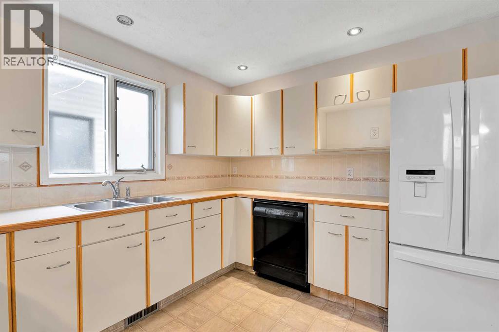 2032 Morris Road Se, Airdrie, Alberta  T4A 1V9 - Photo 25 - A2242413