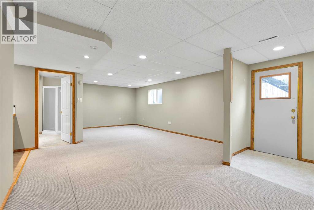 2032 Morris Road Se, Airdrie, Alberta  T4A 1V9 - Photo 40 - A2242413