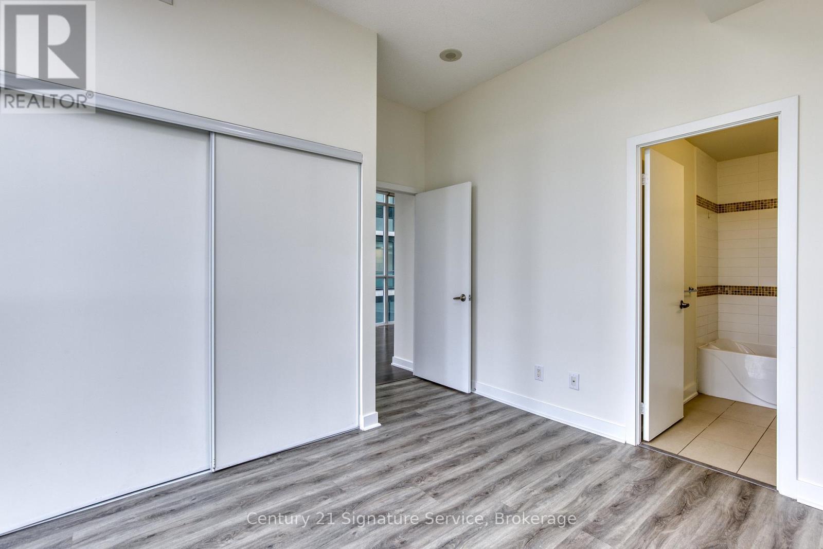 508 - 4099 Brickstone Mews, Mississauga, Ontario  L5B 0G2 - Photo 19 - W12549158