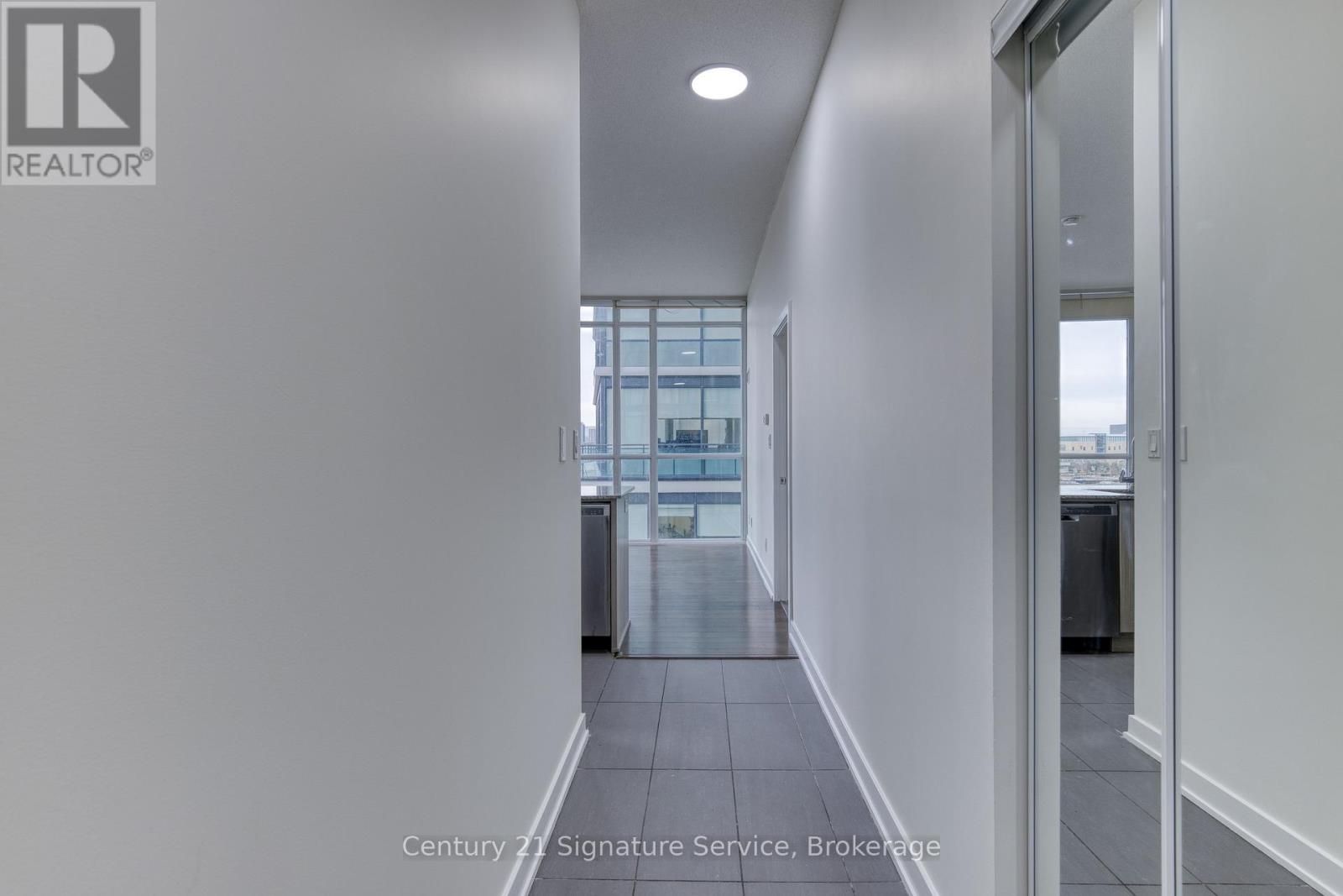 508 - 4099 Brickstone Mews, Mississauga, Ontario  L5B 0G2 - Photo 2 - W12549158