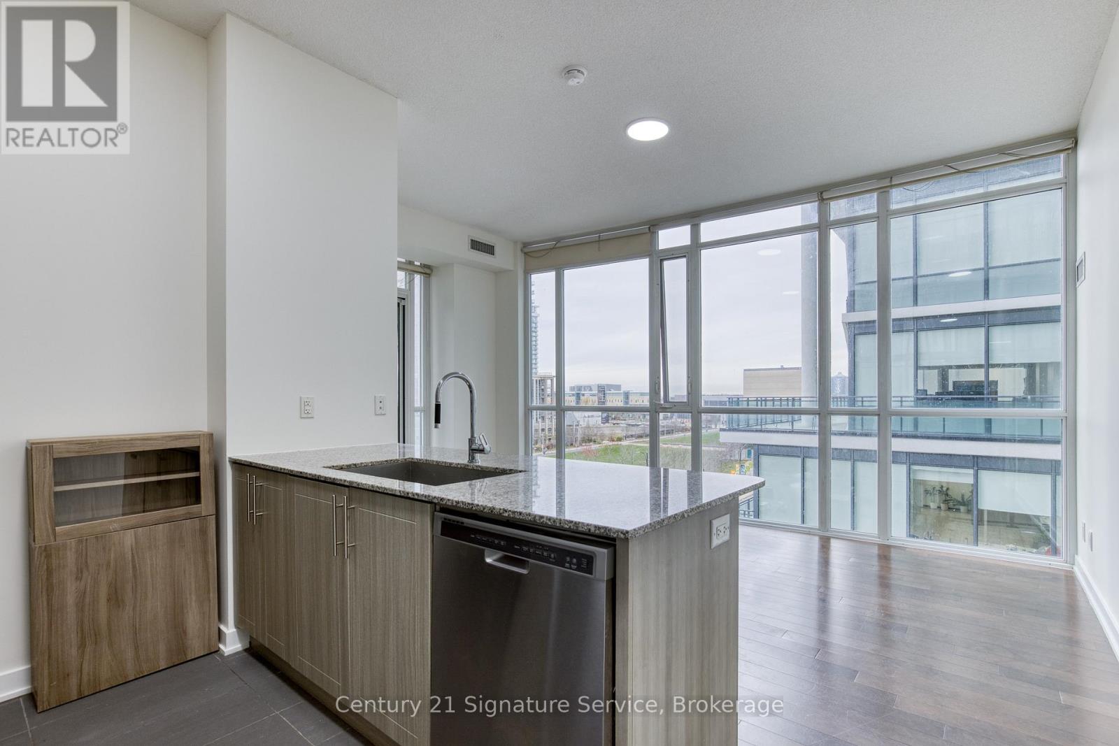 508 - 4099 Brickstone Mews, Mississauga, Ontario  L5B 0G2 - Photo 4 - W12549158