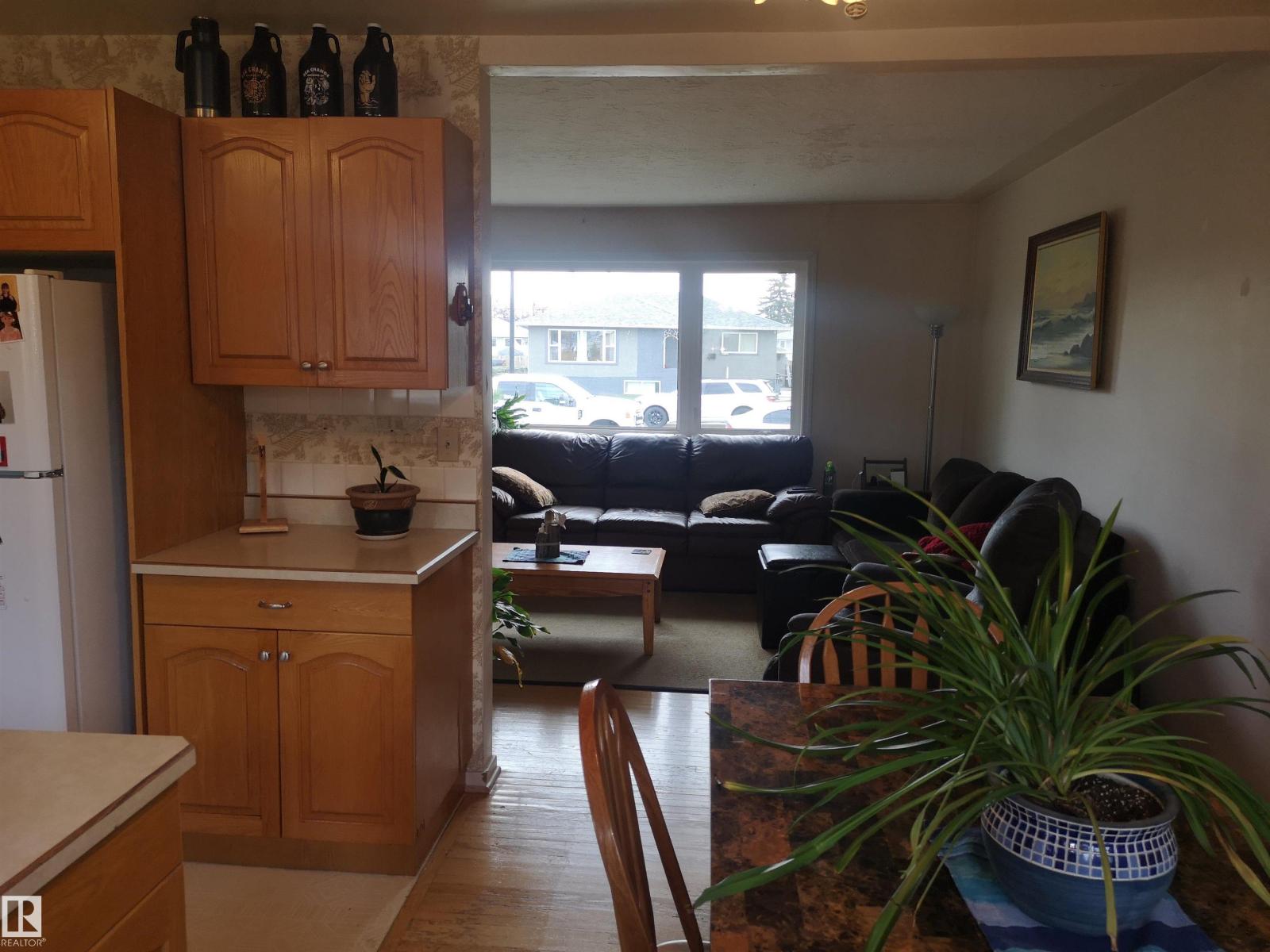 8032 70 Av Nw Nw, Edmonton, Alberta  T6C 0A5 - Photo 13 - E4461068