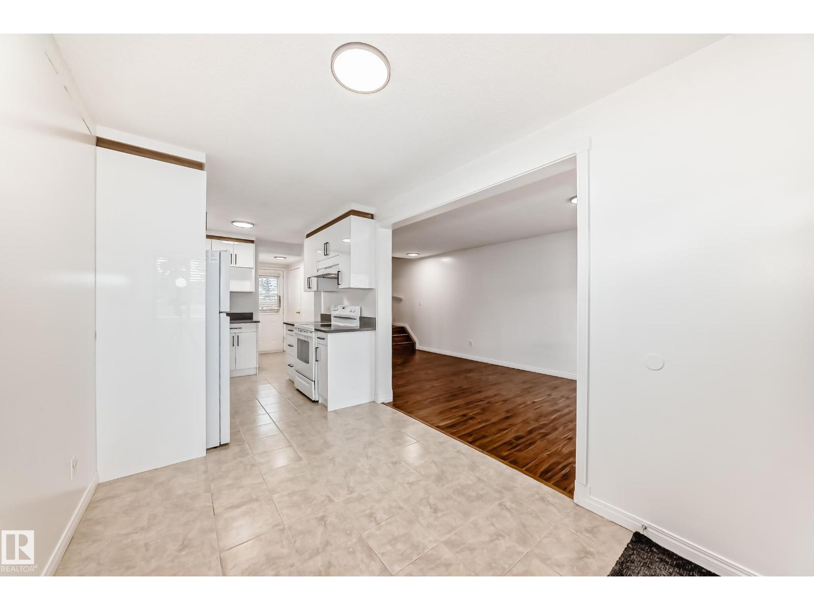 1536 Millwoods Rd E Nw, Edmonton, Alberta  T6V 6V5 - Photo 5 - E4465905