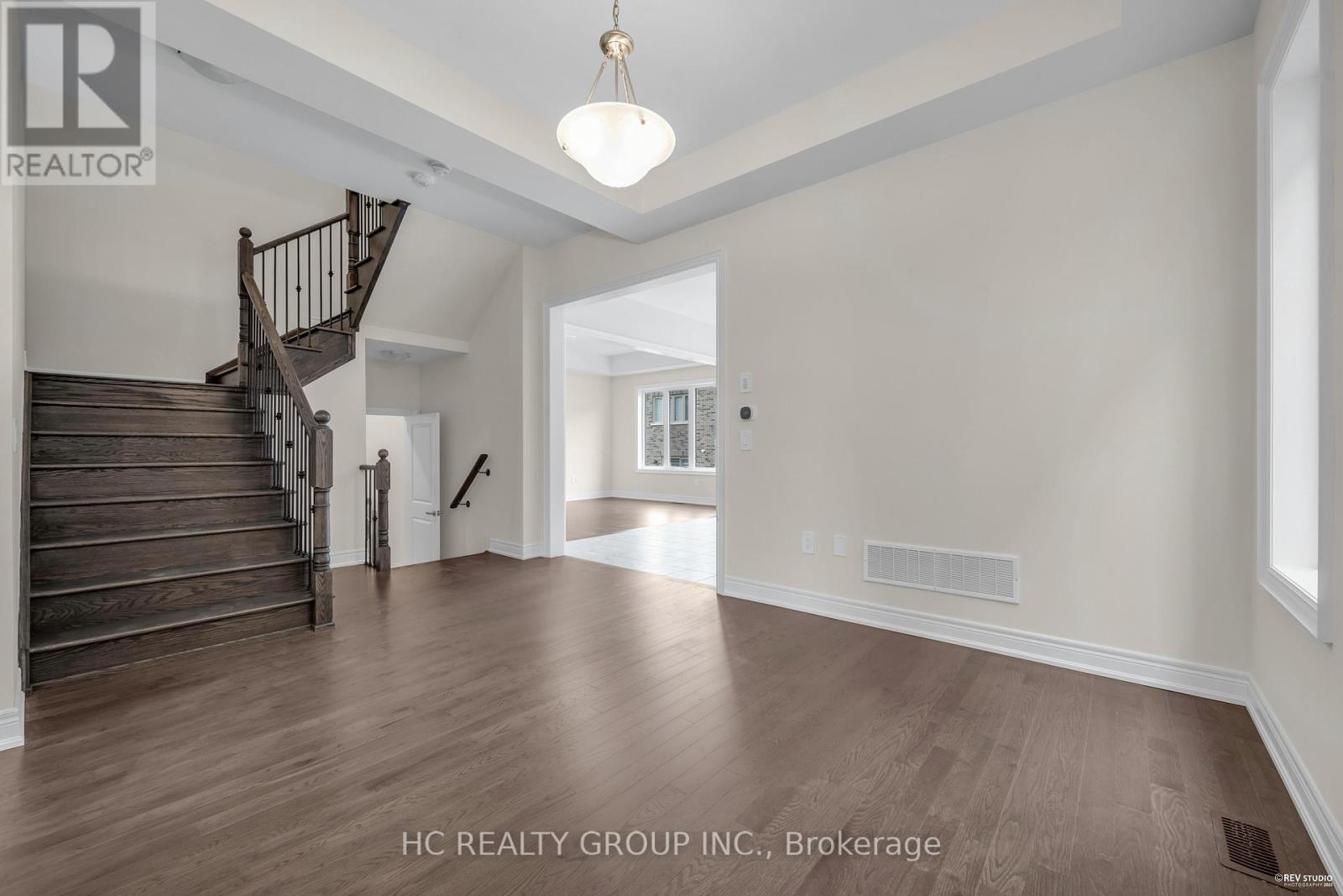 2910 Grindstone Crescent, Pickering, Ontario L1X 0R5 - Photo 7 - E12549174