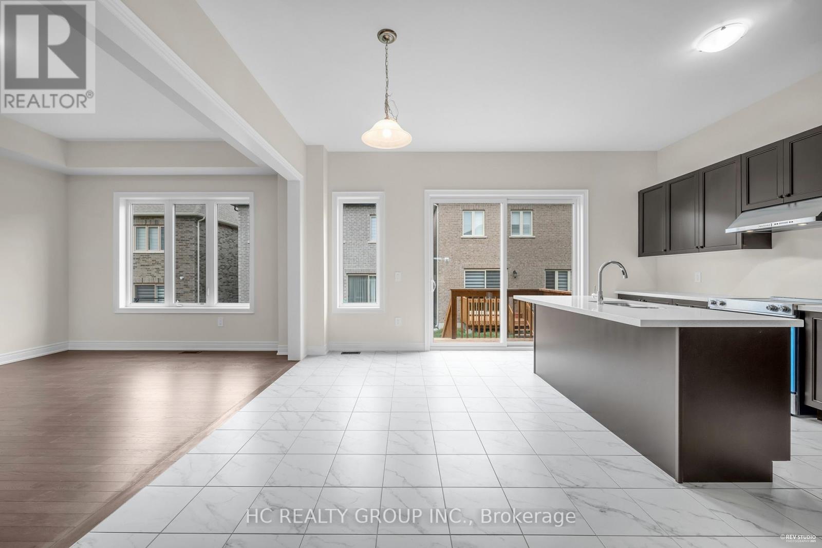 2910 Grindstone Crescent, Pickering, Ontario L1X 0R5 - Photo 9 - E12549174