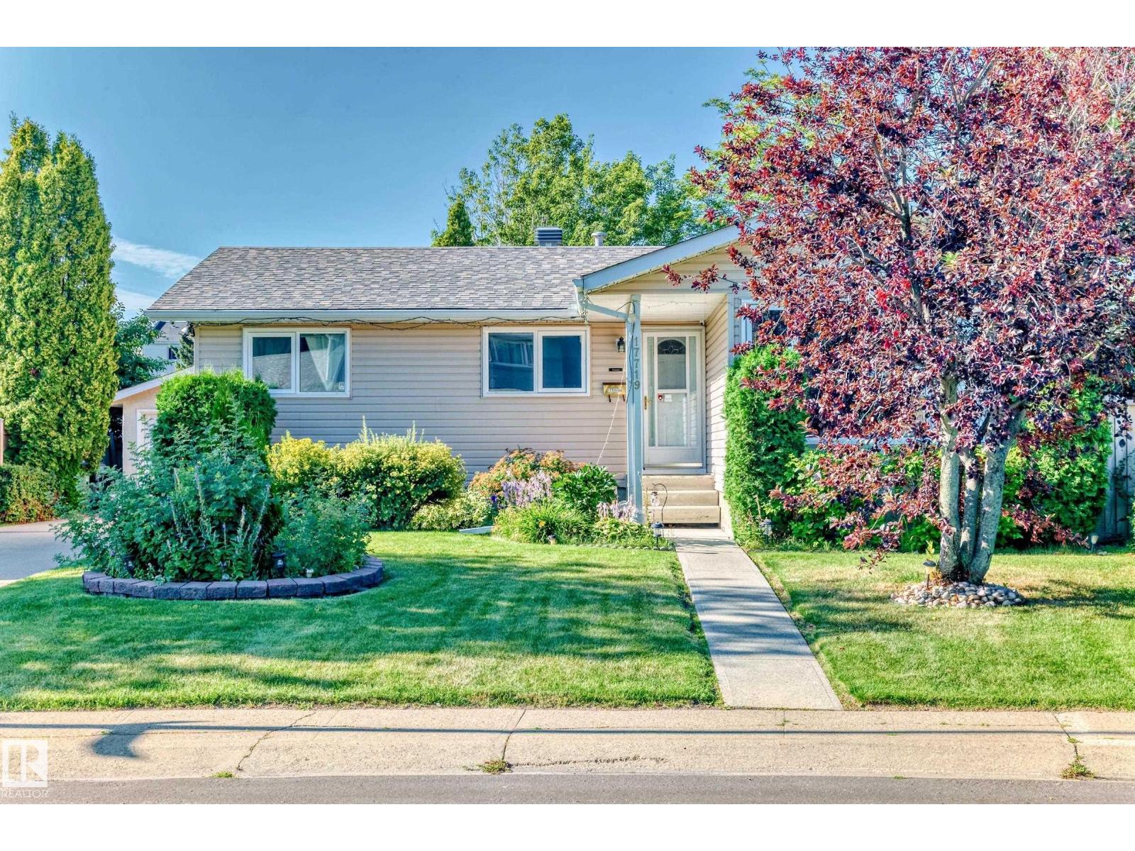 17719 84 Av Nw, Edmonton, Alberta  T5T 0N5 - Photo 2 - E4465906