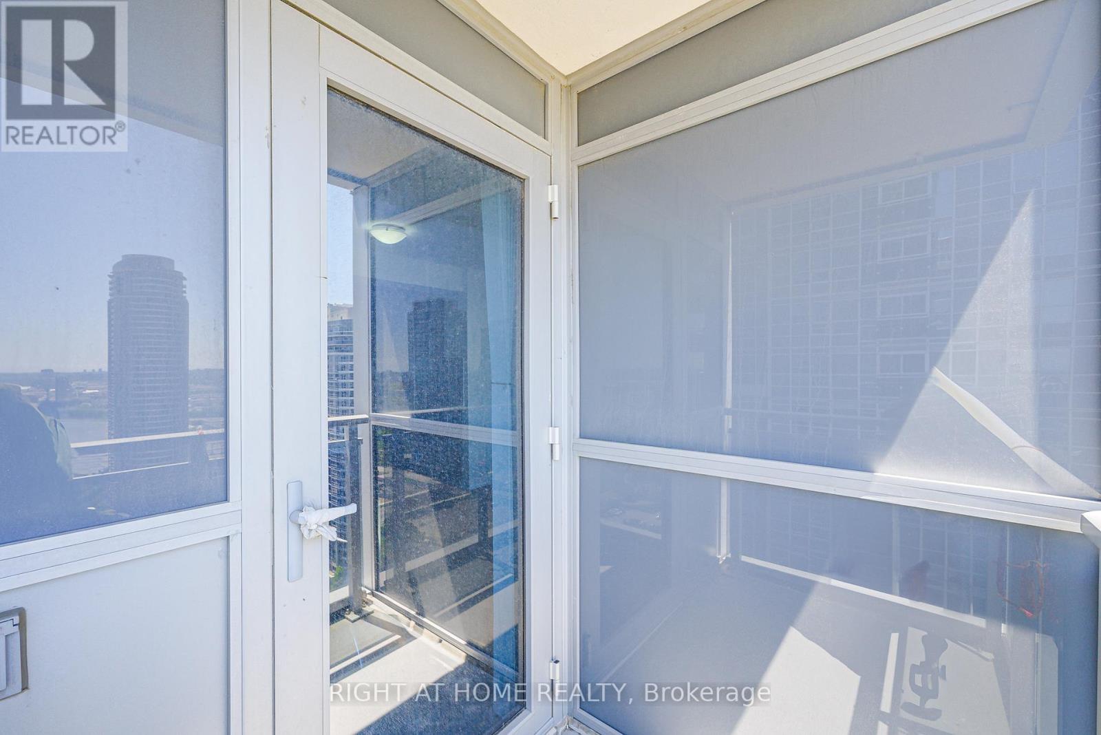 2503 - 255 Village Green Square, Toronto, Ontario M1S 0L3 - Photo 32 - E12549178