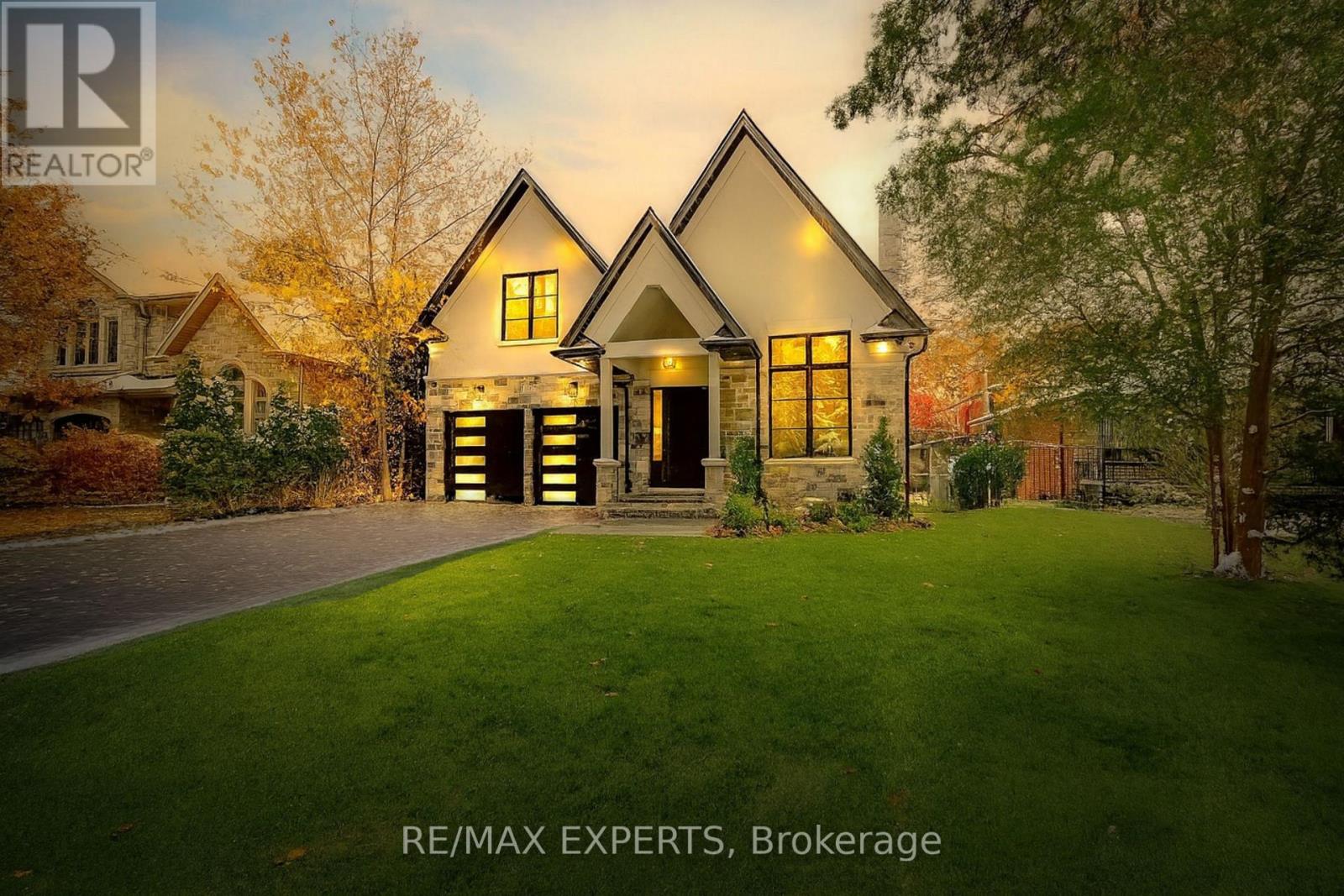 278 MINEOLA ROAD E, Mississauga, Ontario