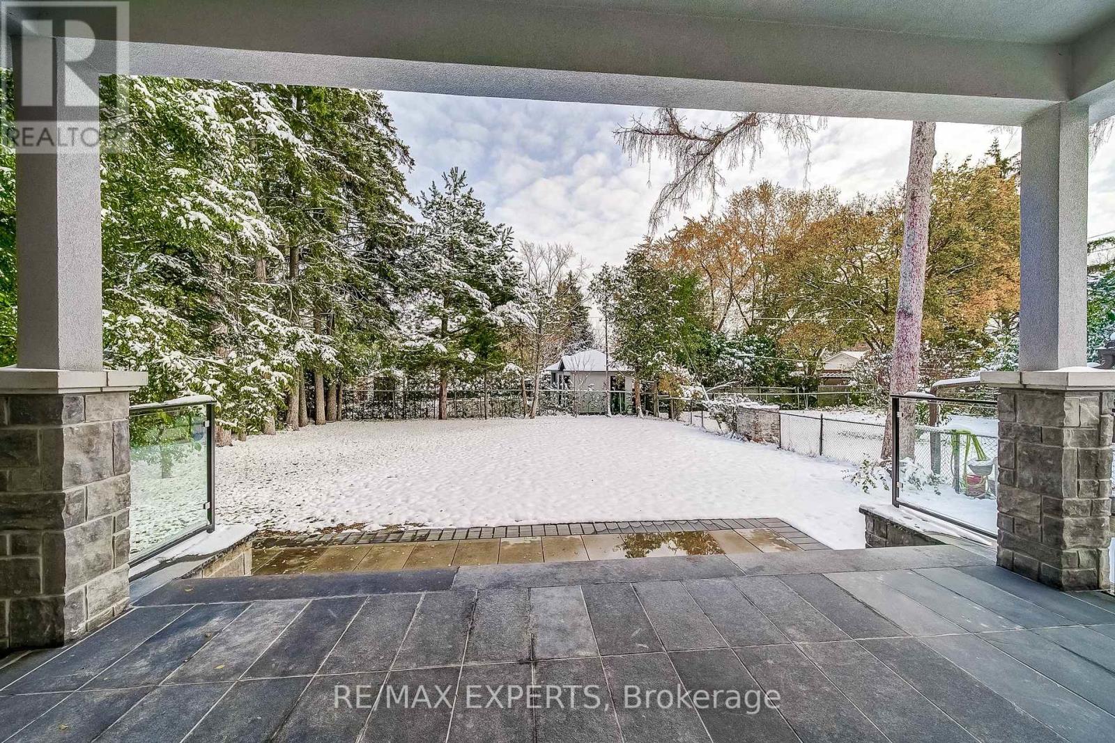 278 Mineola Road E, Mississauga, Ontario L5G 2G3 - Photo 47 - W12549182