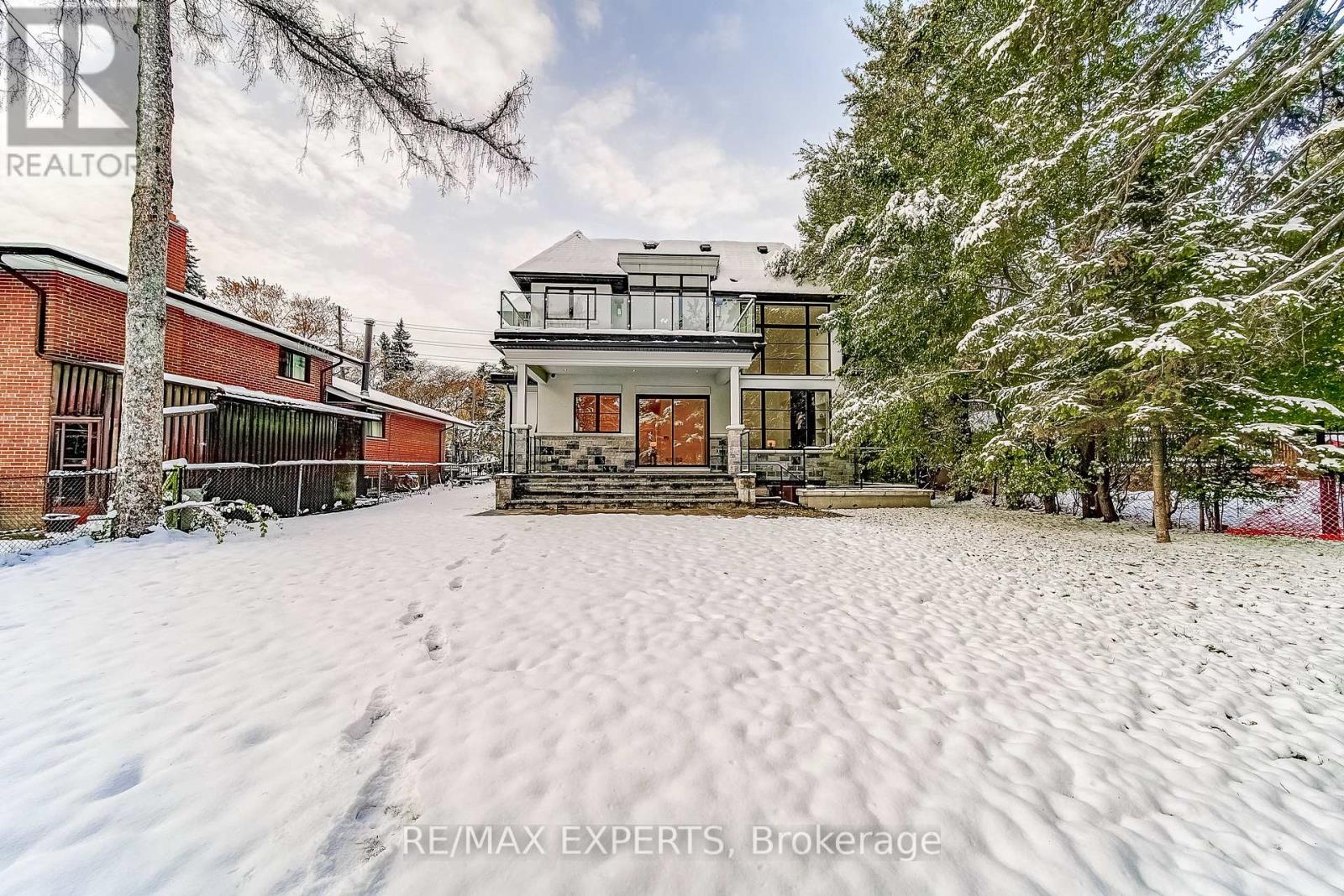 278 Mineola Road E, Mississauga, Ontario L5G 2G3 - Photo 49 - W12549182