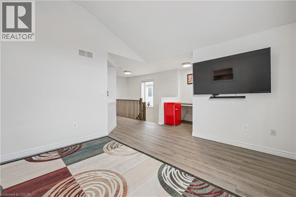 7 Forest Creek Drive, Kitchener, Ontario N2R 0B2 - Photo 15 - 40788239