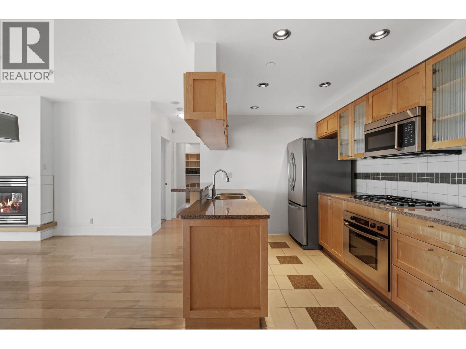 2503 1483 Homer Street, Vancouver, British Columbia  V6Z 3C7 - Photo 10 - R3060656