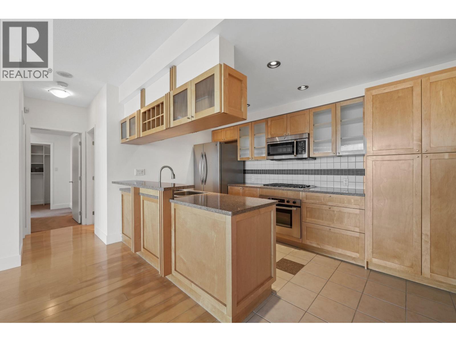 2503 1483 Homer Street, Vancouver, British Columbia  V6Z 3C7 - Photo 8 - R3060656