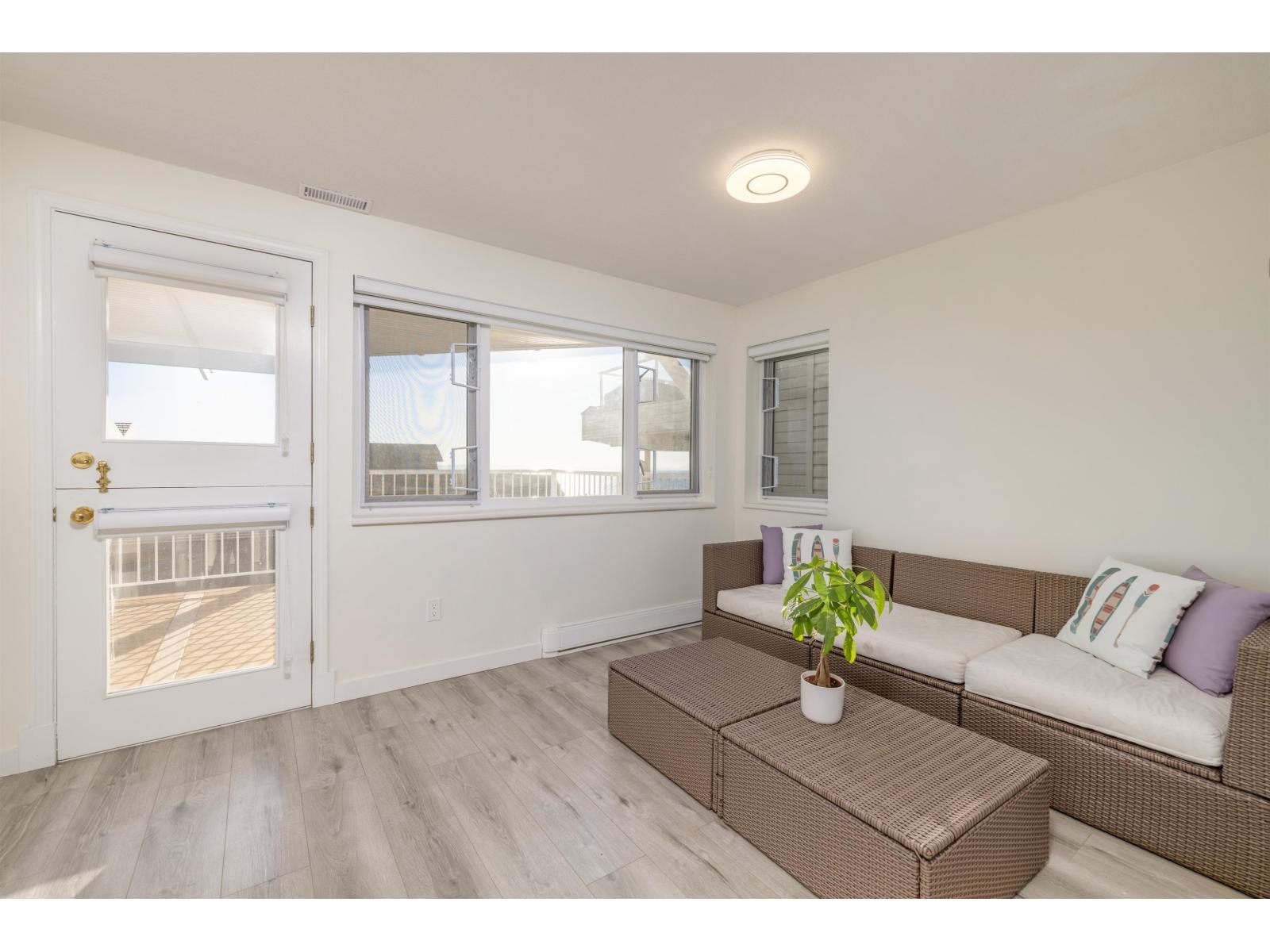 15152 Victoria Avenue, White Rock, British Columbia  V4B 1G3 - Photo 12 - R3067168