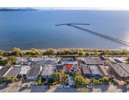 15152 VICTORIA AVENUE, White Rock, British Columbia
