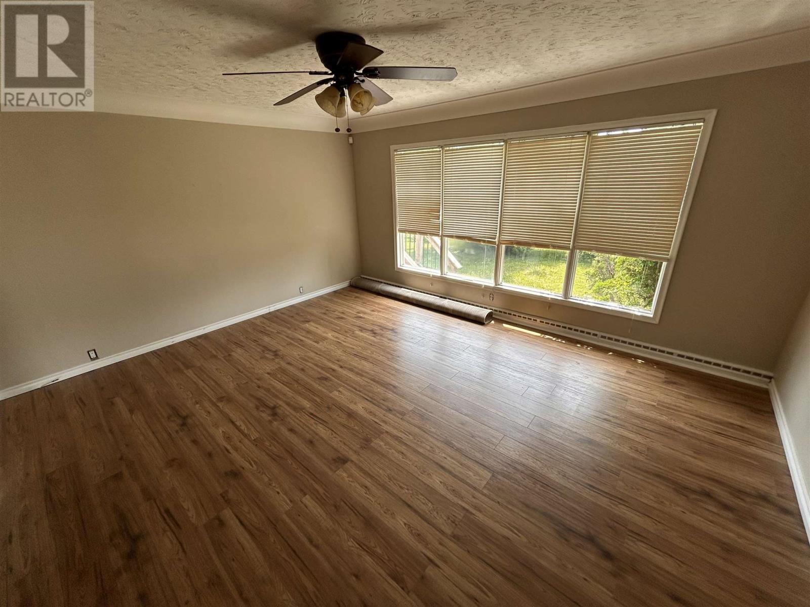 504 Mcnabb St, Sault Ste. Marie, Ontario P6B 1Z4 - Photo 5 - SM251804