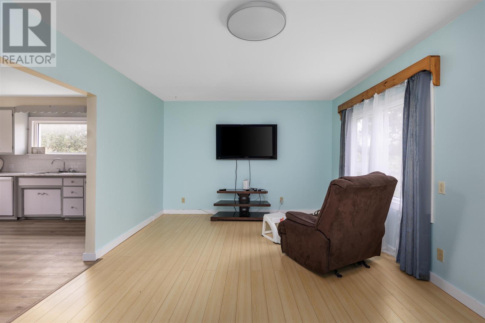 57 Cameron Ave, Sault Ste. Marie, Ontario P6B 4W9 - Photo 9 - SM252893