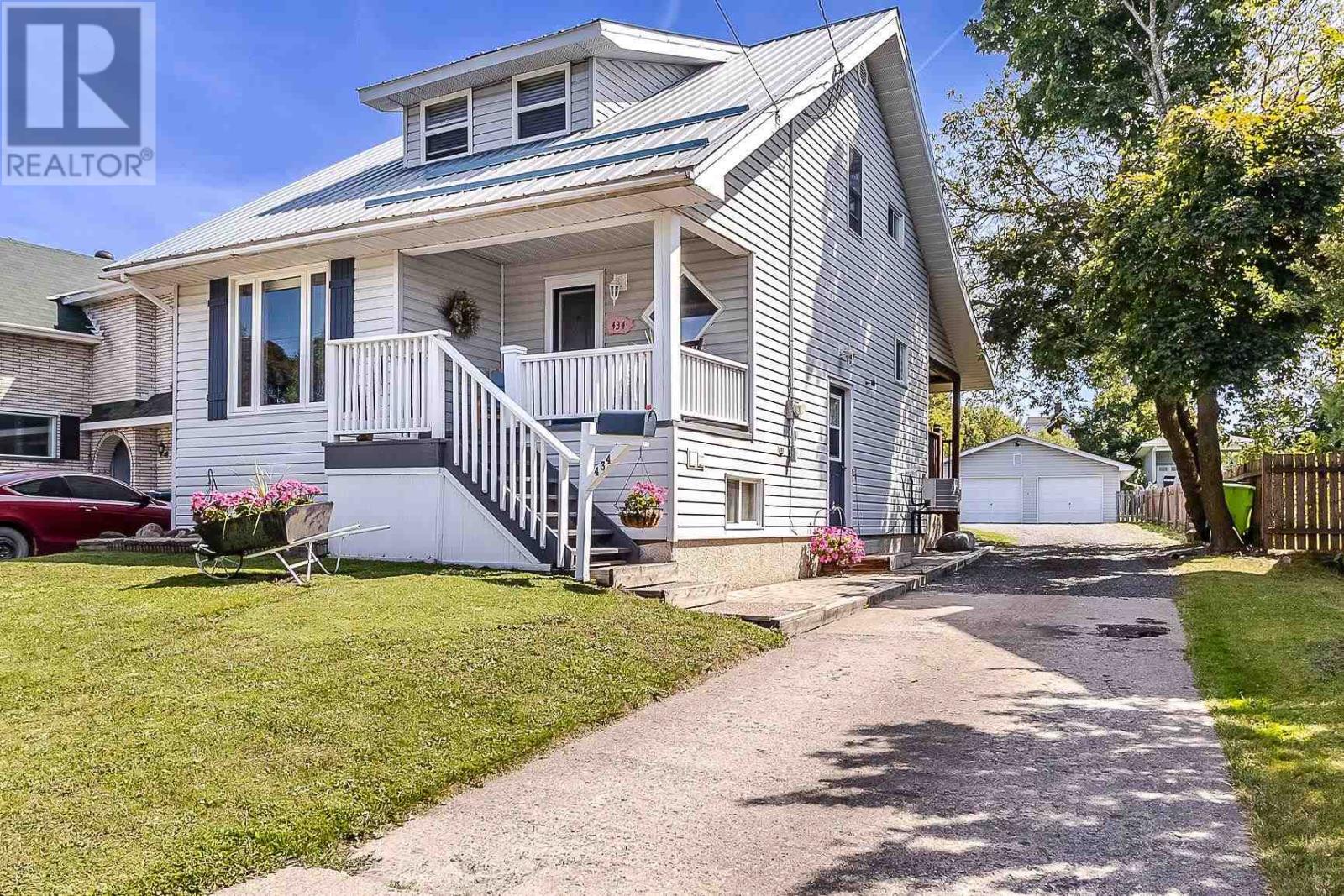 434 North St, Sault Ste. Marie, Ontario P6B 2B3 - Photo 1 - SM253219