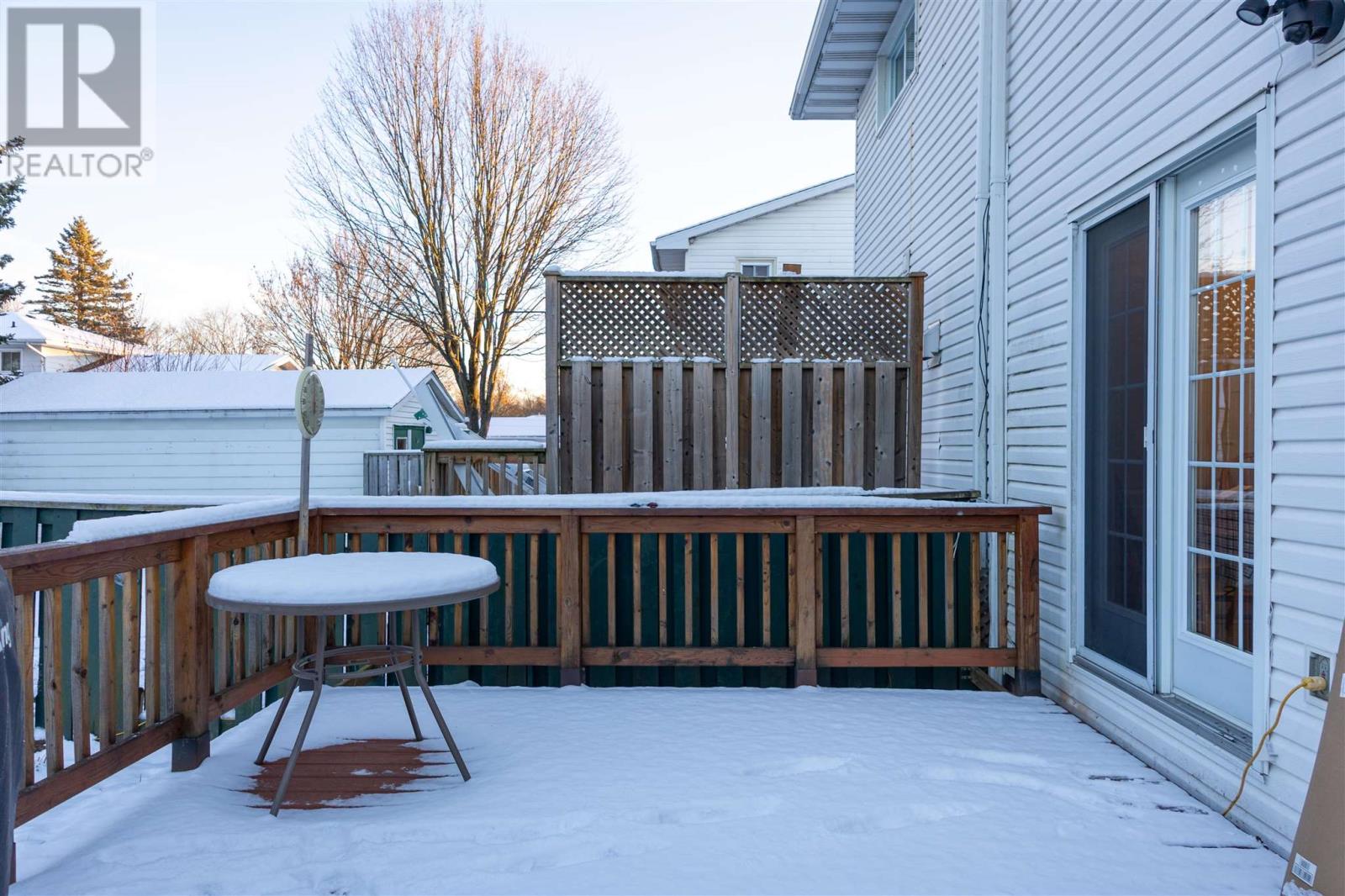 40 Panoramic Dr, Sault Ste. Marie, Ontario P6B 5T3 - Photo 8 - SM253213