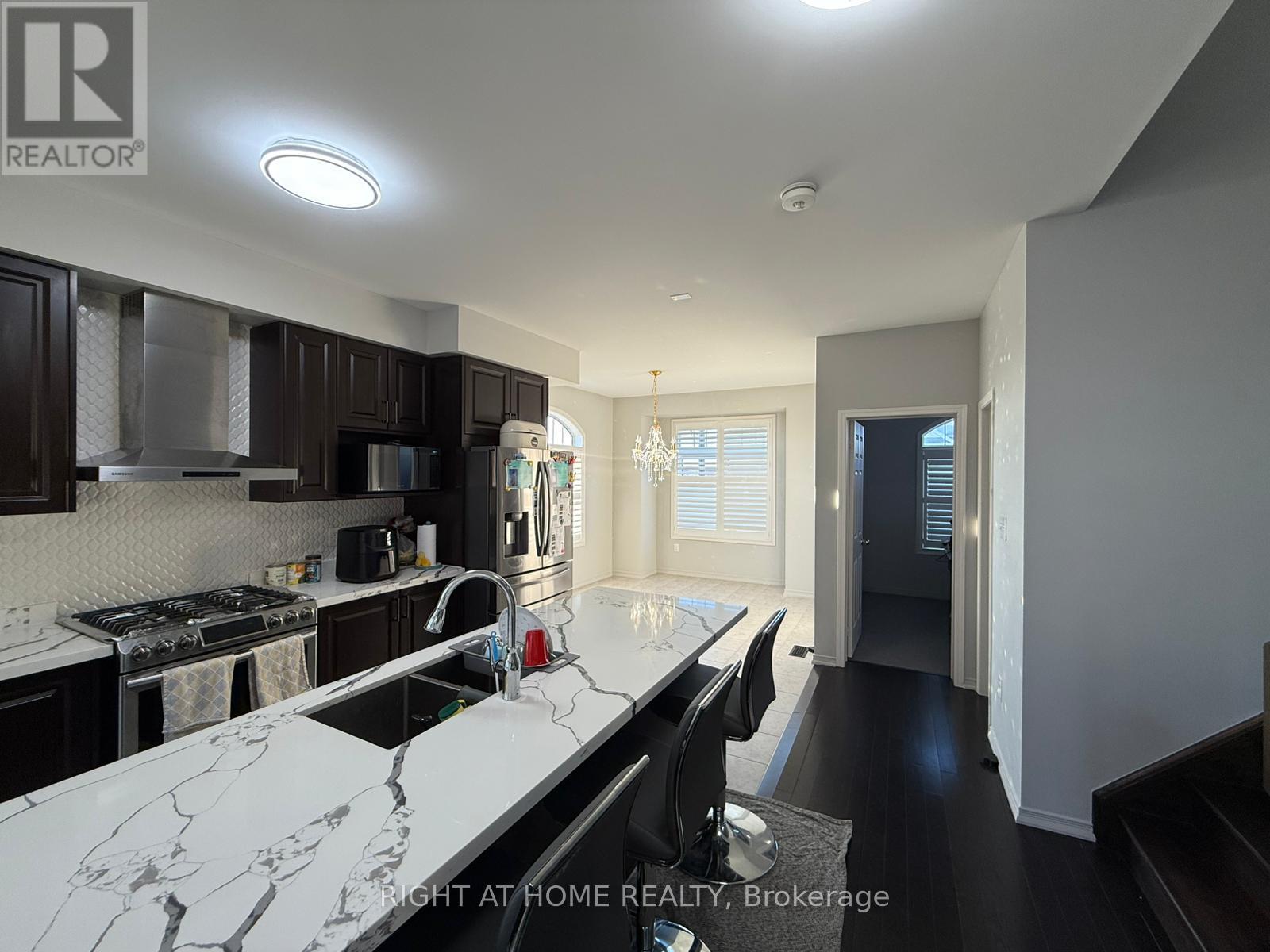 1 Mortlock Street E, Ajax, Ontario  L1Z 0T1 - Photo 12 - E12453207