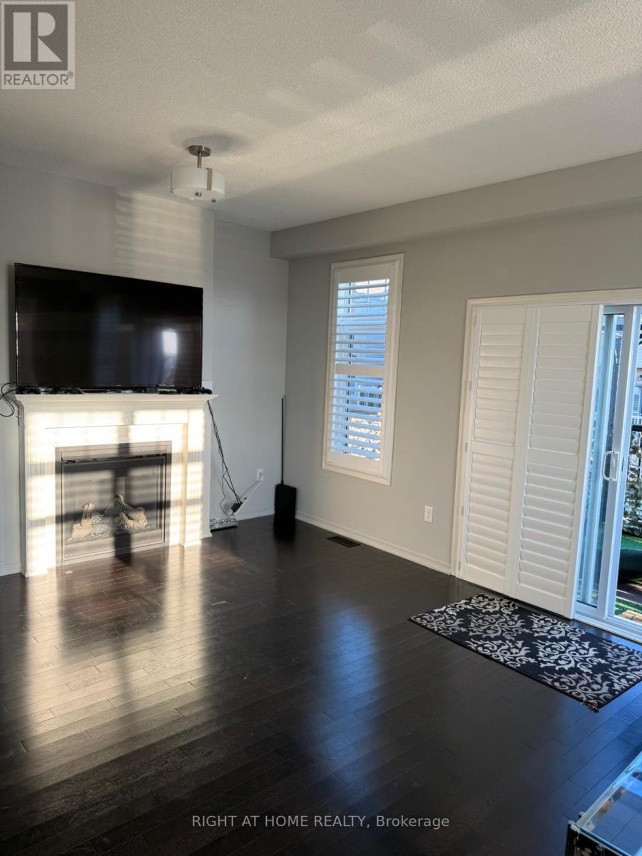 1 Mortlock Street E, Ajax, Ontario  L1Z 0T1 - Photo 10 - E12453207