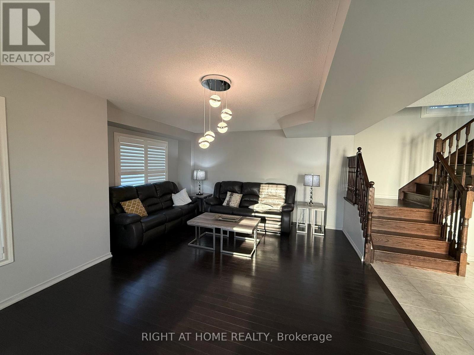 1 Mortlock Street E, Ajax, Ontario  L1Z 0T1 - Photo 6 - E12453207