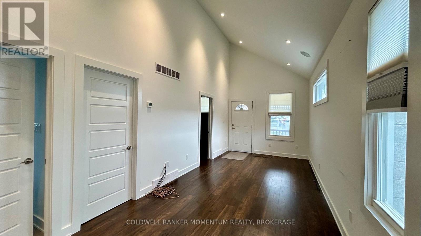 11 Greenlaw Place, St. Catharines, Ontario L2R 4S5 - Photo 12 - X12549200