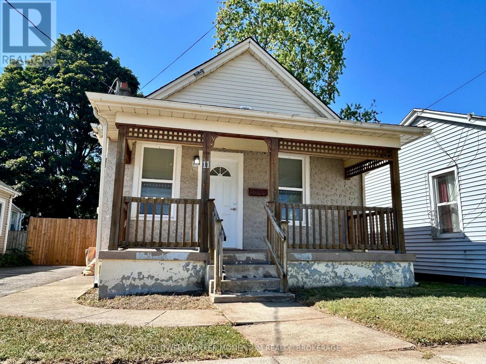 11 Greenlaw Place, St. Catharines, Ontario L2R 4S5 - Photo 6 - X12549200