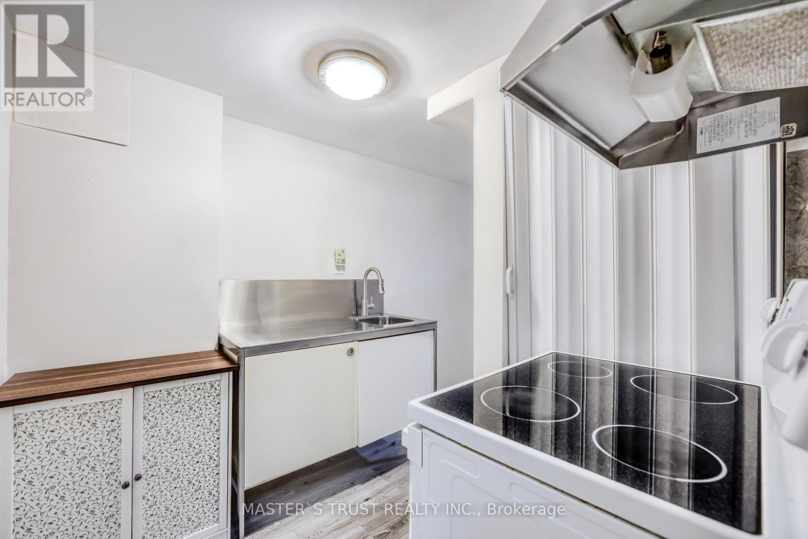 Basement - 14 Houston Crescent, Toronto, Ontario  M2J 3H8 - Photo 4 - C12549190