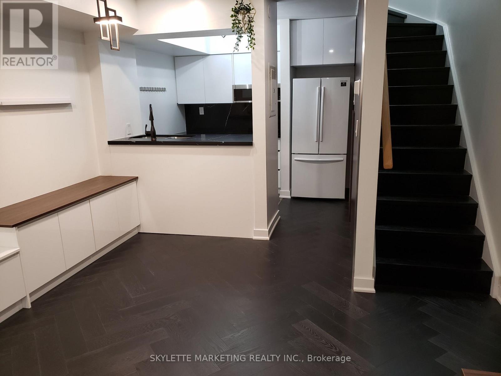 107 - 3 Everson Drive, Toronto, Ontario  M2N 7C2 - Photo 2 - C12549208