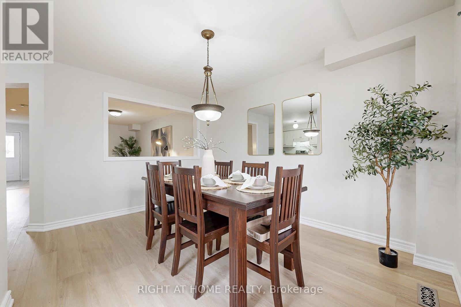 10 Pascoe Drive, Markham, Ontario  L6B 1C4 - Photo 15 - N12549206