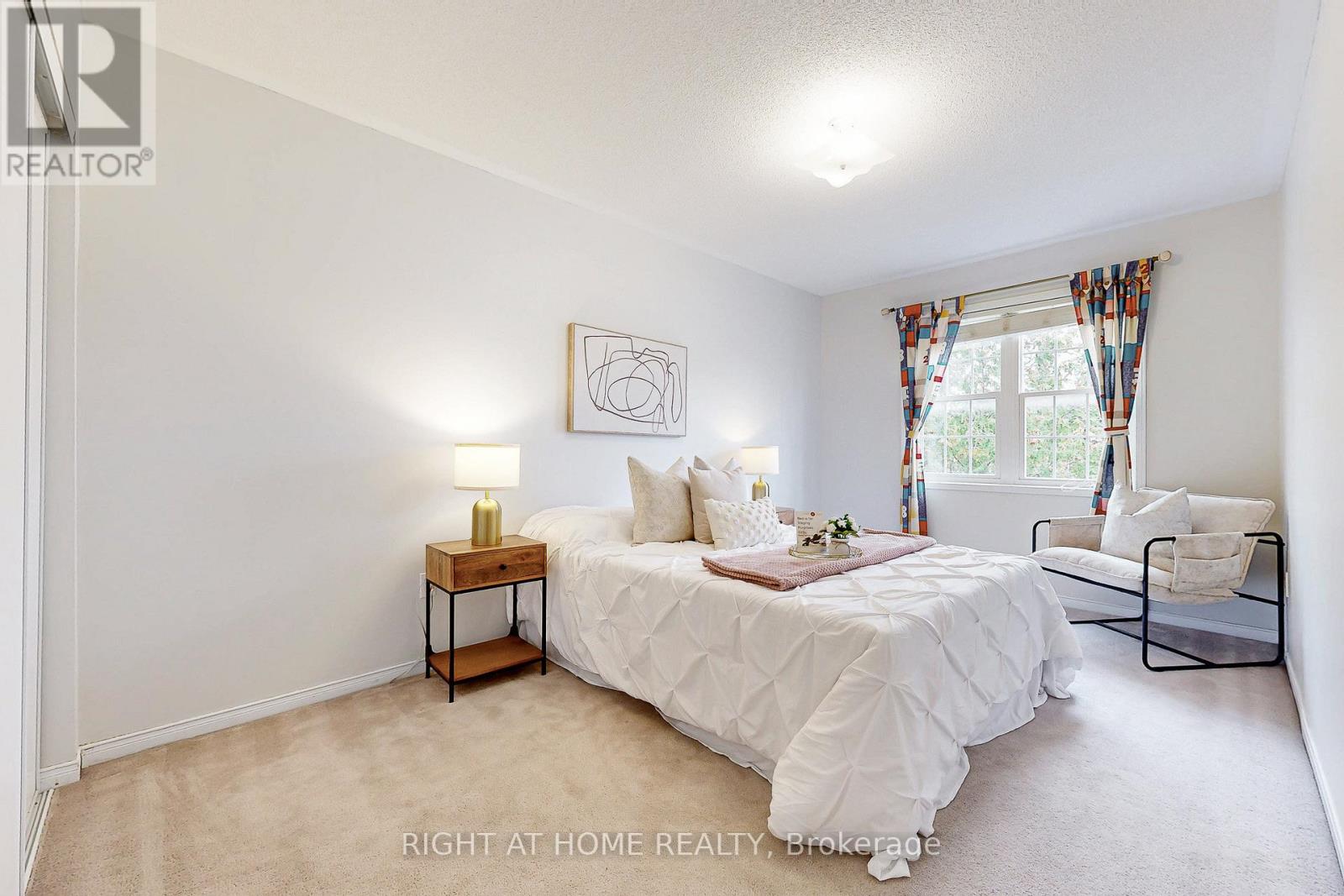 10 Pascoe Drive, Markham, Ontario  L6B 1C4 - Photo 24 - N12549206