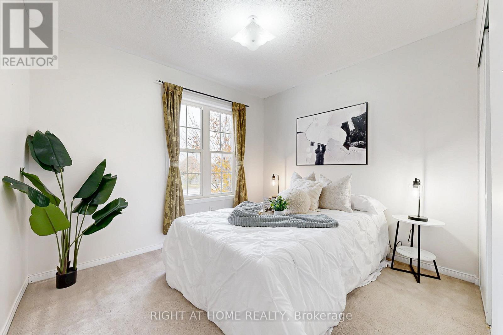 10 Pascoe Drive, Markham, Ontario  L6B 1C4 - Photo 27 - N12549206