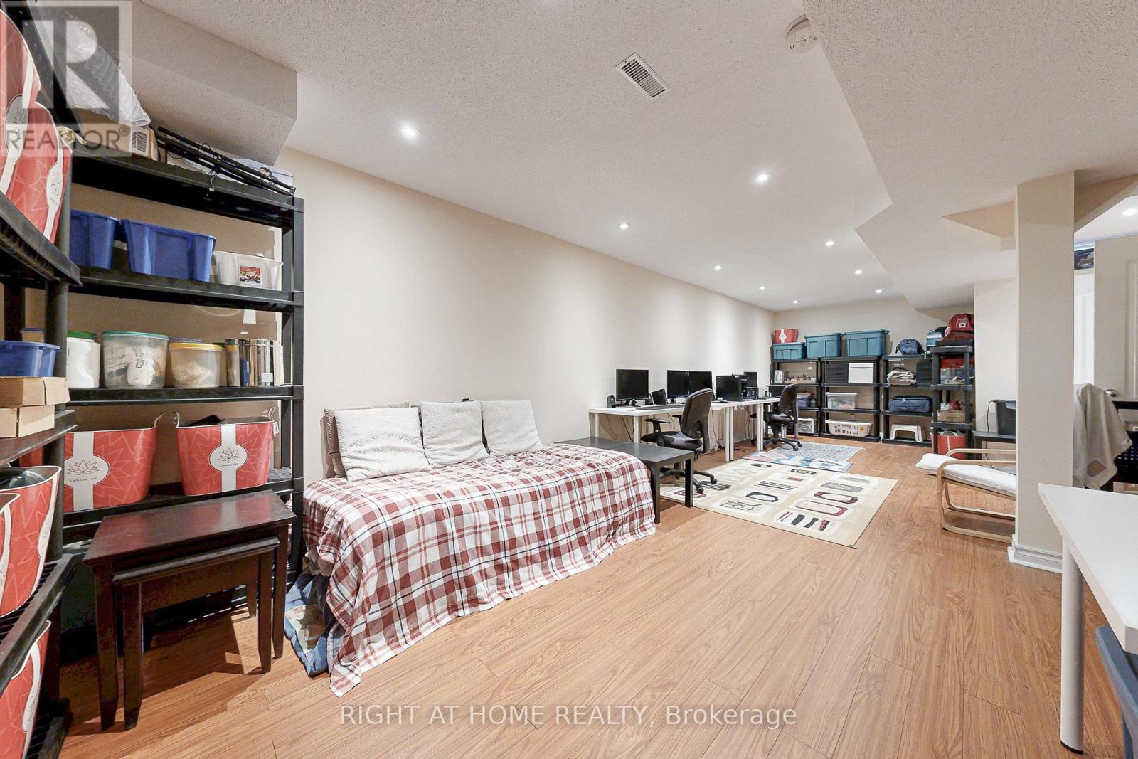 10 Pascoe Drive, Markham, Ontario  L6B 1C4 - Photo 31 - N12549206