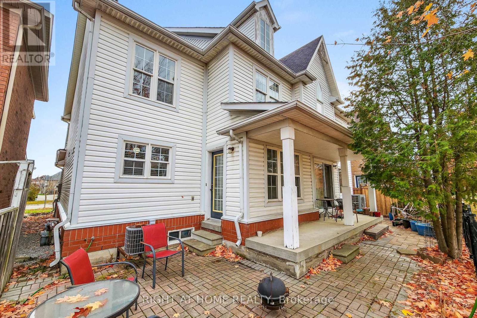 10 Pascoe Drive, Markham, Ontario  L6B 1C4 - Photo 35 - N12549206