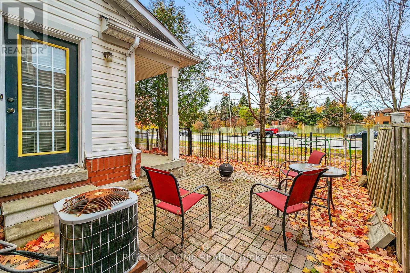 10 Pascoe Drive, Markham, Ontario  L6B 1C4 - Photo 37 - N12549206