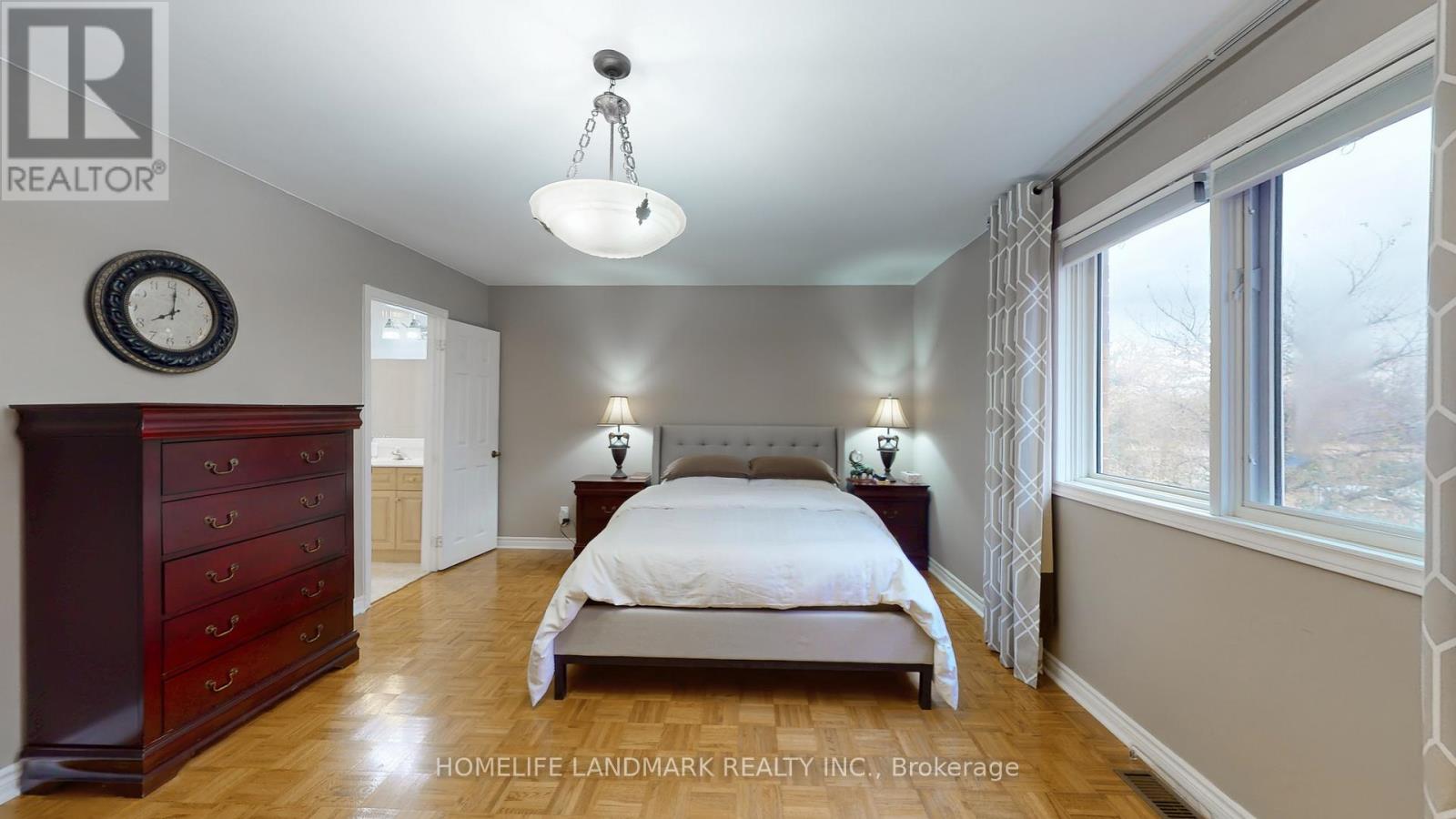 3022 Dalehurst Drive, Mississauga, Ontario  L5N 6M8 - Photo 23 - W12549192