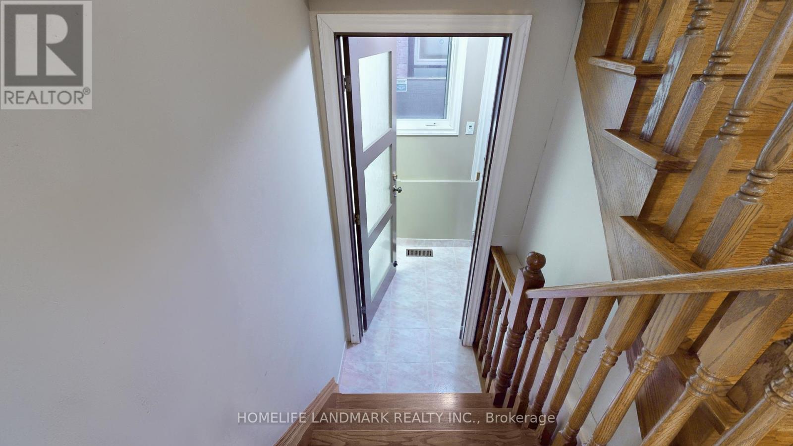 3022 Dalehurst Drive, Mississauga, Ontario  L5N 6M8 - Photo 33 - W12549192