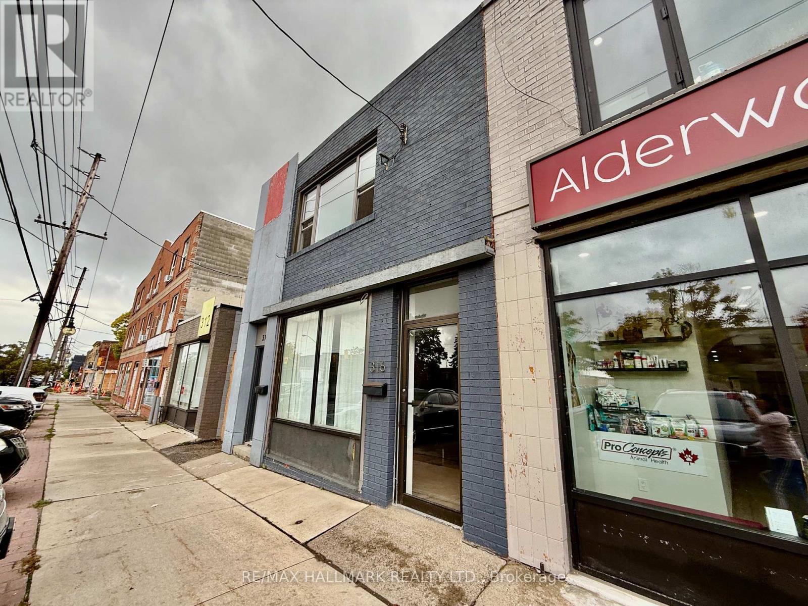 316 Browns Line, Toronto, Ontario  M8W 3T4 - Photo 2 - W12549196