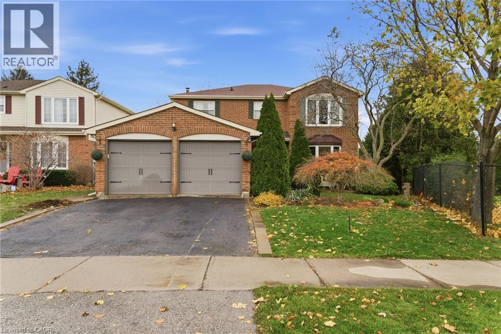 2163 WINDING Way, Burlington, Ontario